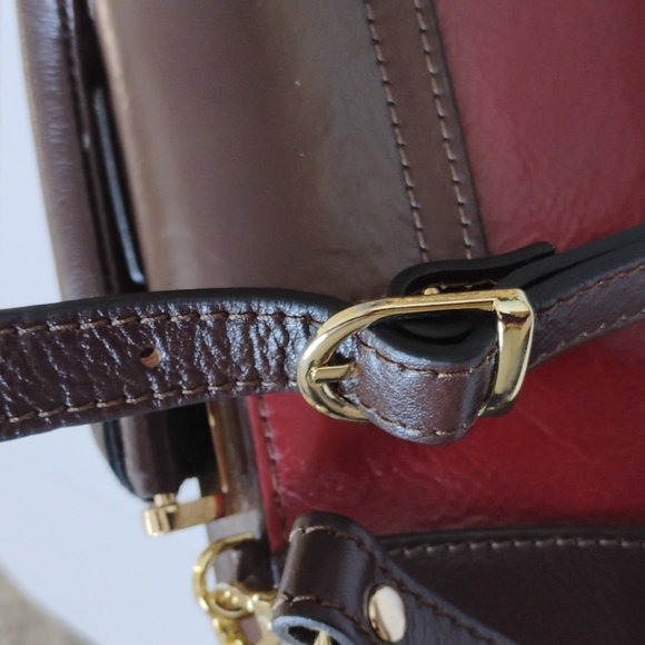 Red Ox Blood Color Leather Handbag - Picture 5 of 13